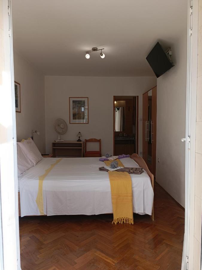 Rooms Rita Cres Eksteriør billede